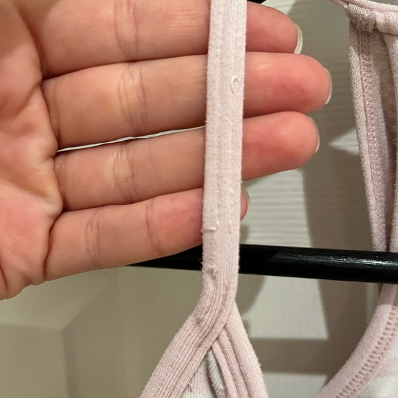 Lululemon Tank - Older Style - Size 8 - Picture 4 of 6